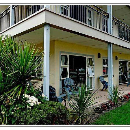 Lantern Court Motel Reefton Extérieur photo