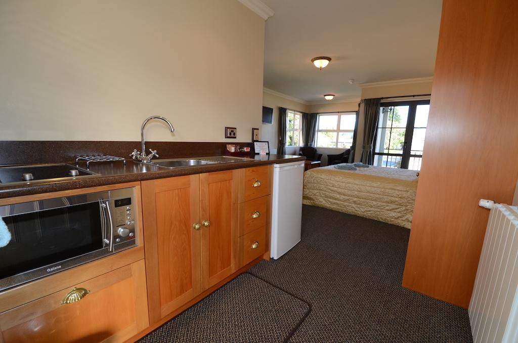 Lantern Court Motel Reefton Extérieur photo